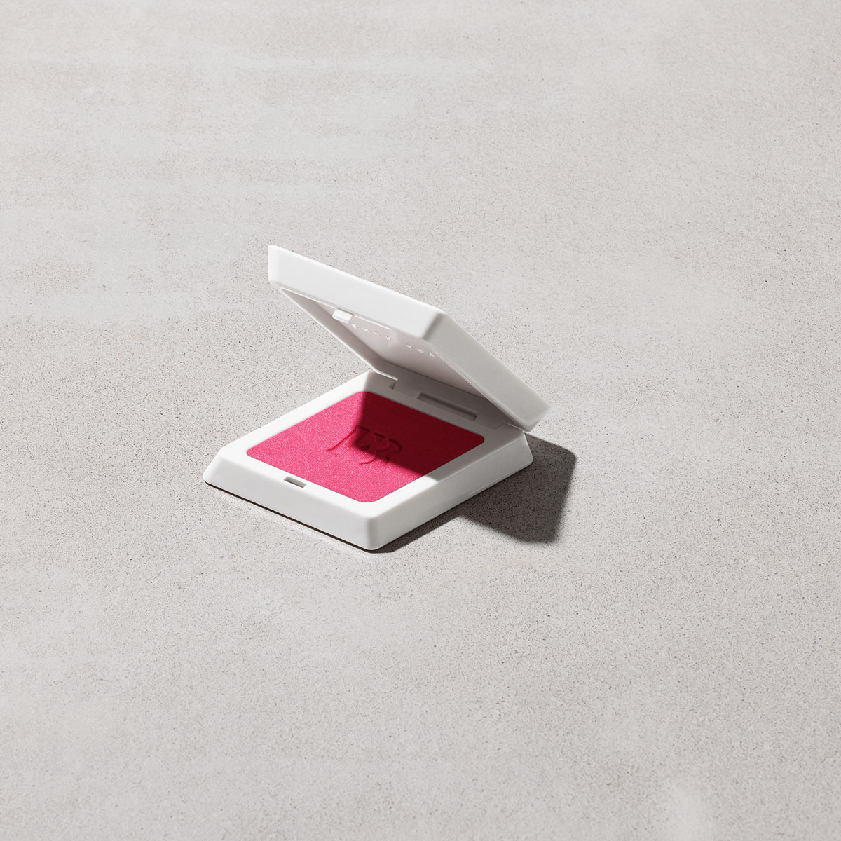 FENTY CHEEKS SUEDE POWDER BLUSH (RUBOR PARA MEJILLAS)